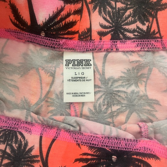 VS PINK Shorts Lot - Picture 9 of 10